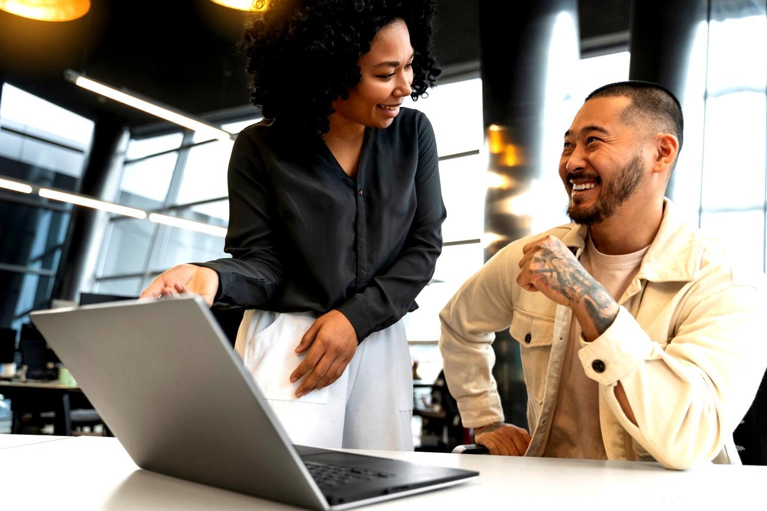 Teamveranstaltung in Berlin mit fokussierten Teilnehmern